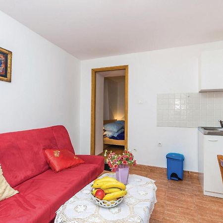 1 Bedroom Nice Apartment In Senj Senj  Bagian luar foto